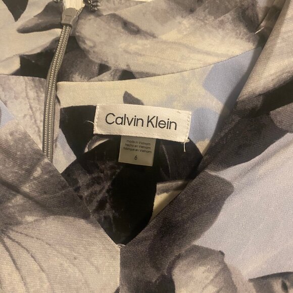 Calvin Klein Women's Dress - Picture 4 of 6